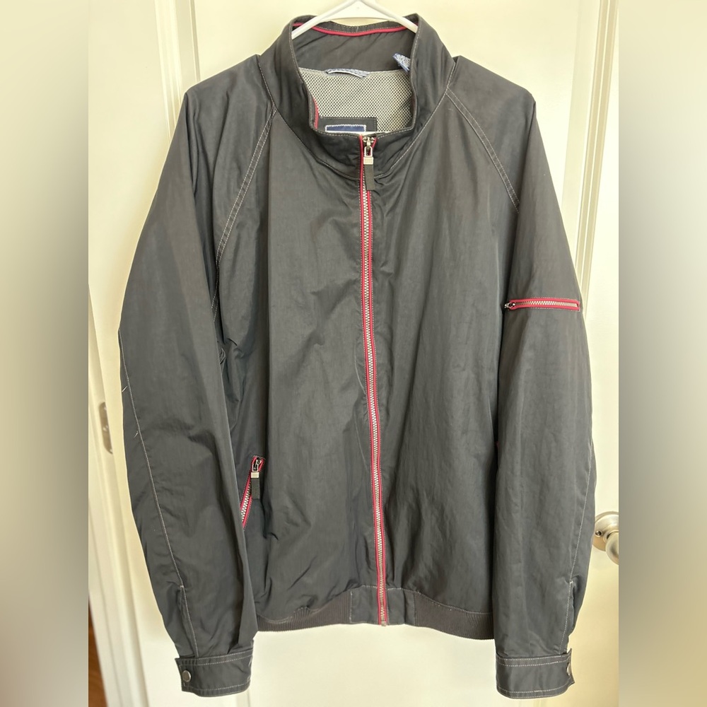 Men’s Tommy Bahama coat.